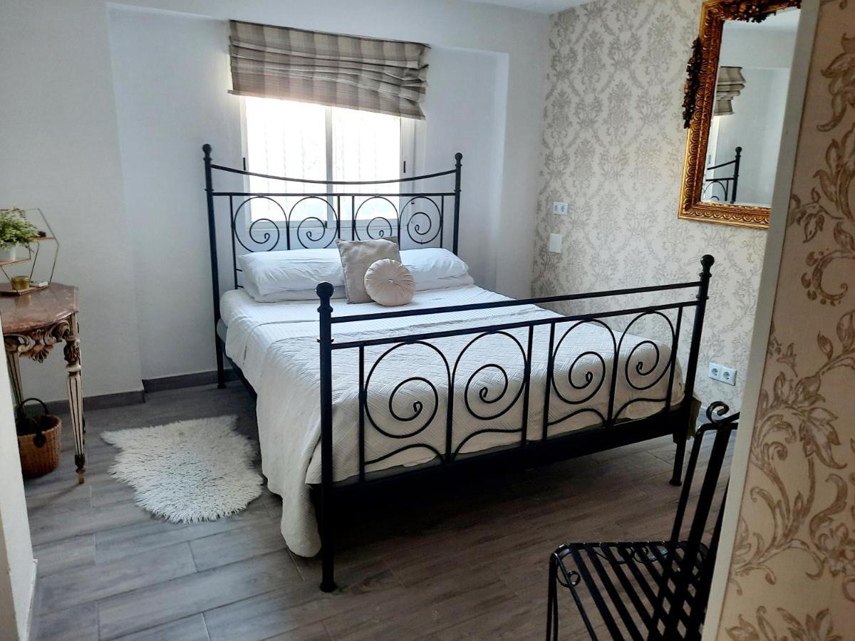 Fabulous Detached Large Villa 5 Bedrooms 3 Bathrooms Backing Onto Villamartin Golf Course Eksteriør bilde