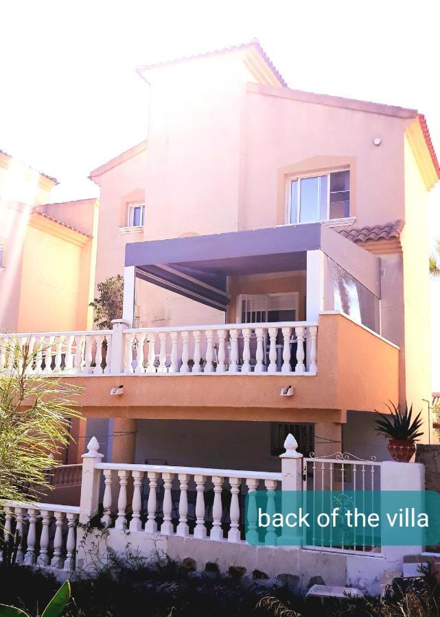 Fabulous Detached Large Villa 5 Bedrooms 3 Bathrooms Backing Onto Villamartin Golf Course Eksteriør bilde